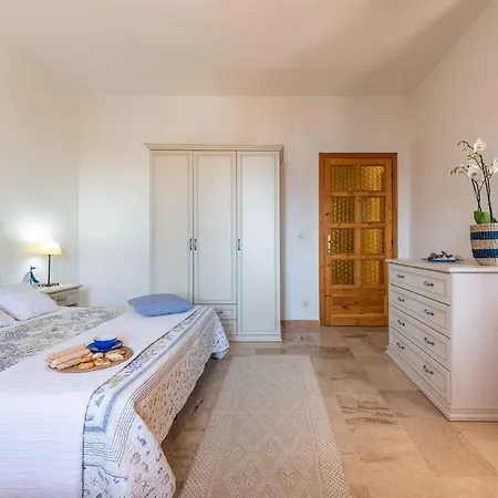 In Nuoro Provinz 40221 Apartamento