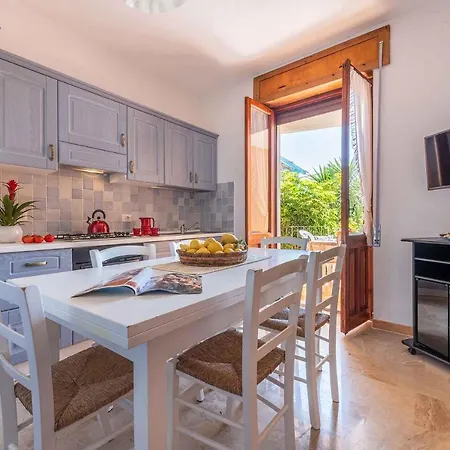 In Nuoro Provinz 40221 Apartamento *